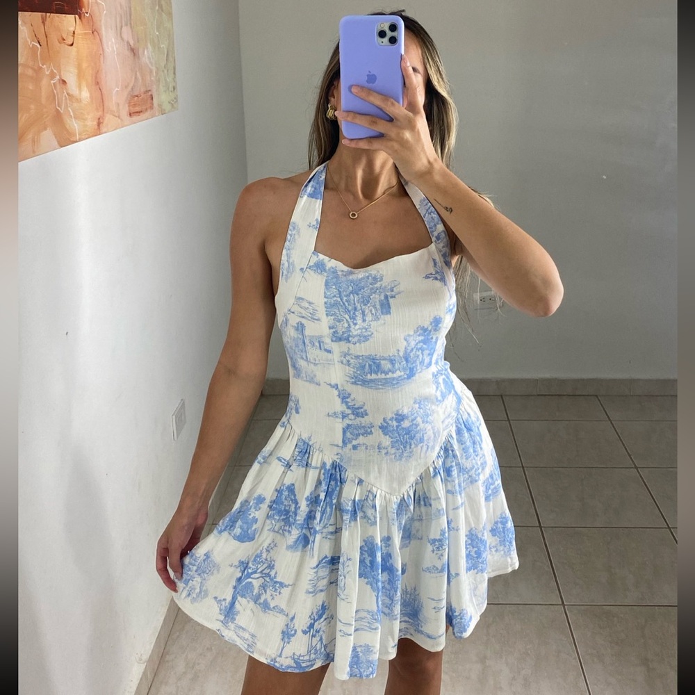 Mini dress